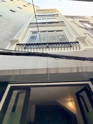 Nhà mới 5 tầng 3PN gần ô tô, Ngọc Thụy, Long Biên