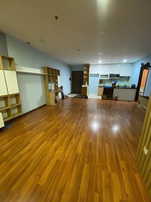 Bán căn hộ 3PN Ngoại Giao Đoàn 120m2 ban công Đông Nam
