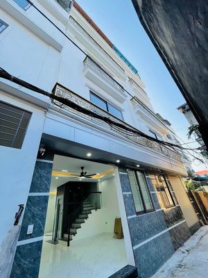 Nhà 58m2, 5 tầng thang máy, Lại Yên - Sơn Đồng, giá 8 tỷ