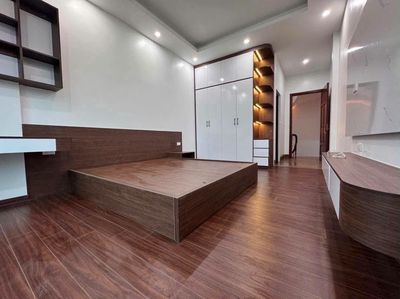 Cho thuê nhà nguyên căn 5 tầng full nội thất, Hà Đông