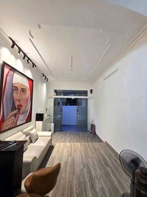 Cho thuê nhà nguyên căn ngõ 13 Yên Hoà, Cầu Giấy, 12.5 triệu