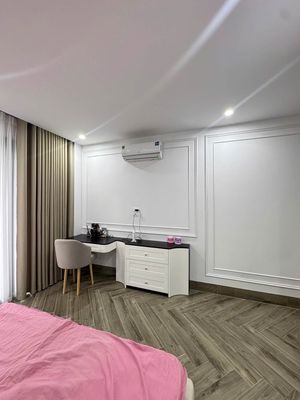 Cho thuê nhà 5 tầng full đồ, 4 ngủ