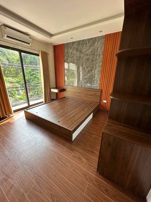 Cho thuê nhà 5 tầng full đồ ngõ ô tô Đa Sỹ