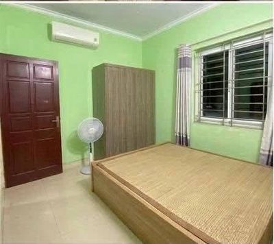 Cho thuê nhà 40m2 x 3 tầng, 3 ngủ, 2 wc, Hoàng Mai
