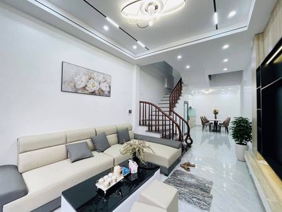 Nhà 5 tầng Cù Chính Lan, Thanh Xuân, 36m2, 8.2 tỷ