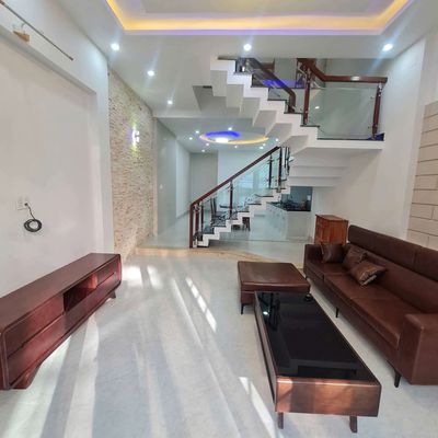 Cho thuê nhà 3 tầng đường: phan huy ôn - 3 phòng - 3wc