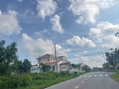 bán đất mặt tiền lê văn tám 110m2 thổ cư 100% giá 1.4 tỷ