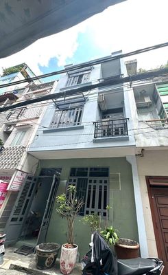 Nhà Mặt tiền đường.Tiện kinh doanh. Nguyễn Thanh Tuyền.P2.Q.Tân Bình — ảnh 1