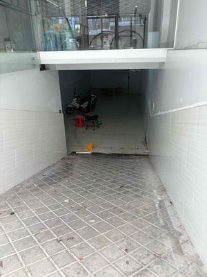 Cho thuê nhà MTNB khu Tên Lửa DT 5x20 xd 1 hầm 3 lầu . Giá 26tr — ảnh 1