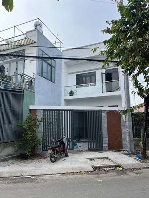 nhà mới đẹp mặt tiền cho thuê