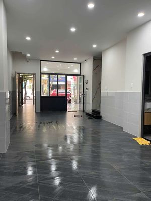 Cho thuê mặt tiền đường độc lập, p.tt, q.tp, mb đẹp khu sầm uất — ảnh 1