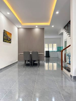 Cho thuê nhà 4PN Full nội thất Ecolakes Bến Cát, BD