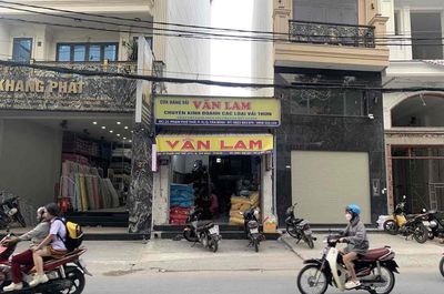 Nhà mặt tiền Phạm Phú Thứ