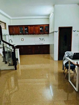 Nhà nguyên căn 2 lầu đ số 10 – linh chiểu chỉ 8.5tr/ tháng