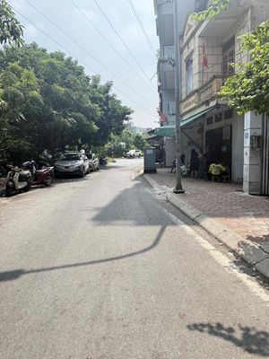 Siêu phẩm mặt phố - vỉa hè ô tô tránh - thông khắp ngả - 7 tầng thang