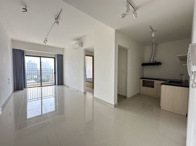 Cho thuê offictel cơ bản giá 14tr5 - The Sun Avenue
