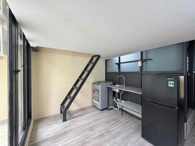 Duplex có máy giặt riêng ngay quận 10