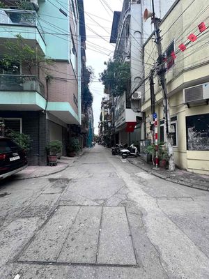 Siêu phẩm nhà phố hai bà trưng - khu phân lô cán bộ - dân trí cao - vỉ