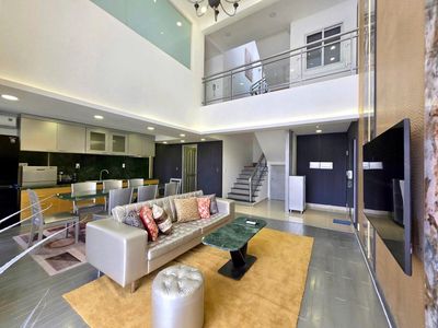 Cho thuê Penthouse - Satra Eximland (219m2, 4PN )Nội thất cao cấp 49TR