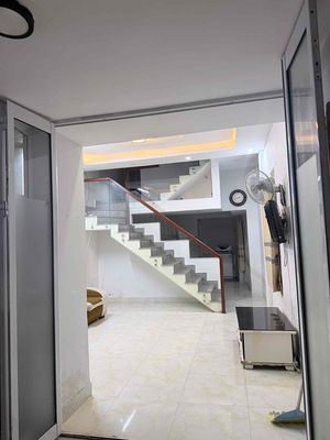 Chính Chủ Cần Bán Nhà Kiệt Đường Lê Duẩn 2 Tầng Giá Sụp Hầm