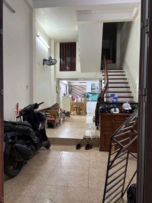 Cho thuê nhà riêng Lê Quang Đạo, Nam Từ Liêm, 40m2, 4 tầng