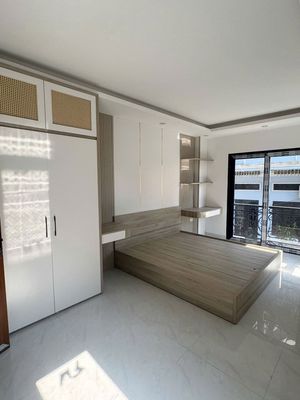 Cho thuê nhà 5 tầng Vĩnh Hưng, Hoàng Mai, ô tô tải vào