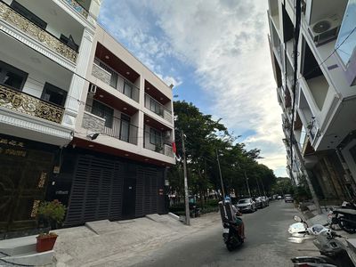 Nhà đôi (144m2) 3 lầu đường 12m cư xá phú lâm d q.6