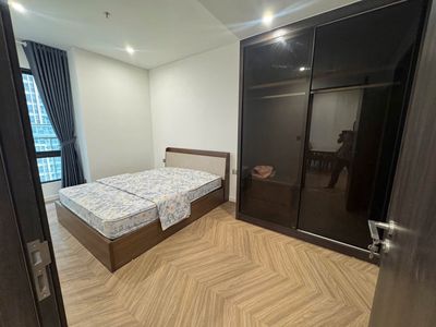 Cho thuê căn hộ 2PN full đồ Vinhomes Smart City