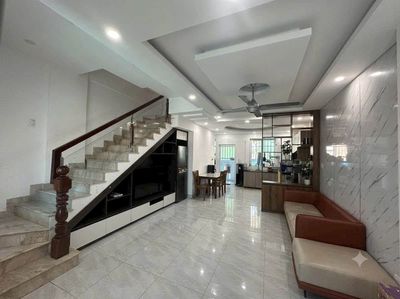Nhà phố Suncasa 1, Bình Dương, 3PN Full nội thất, 3.7 tỷ