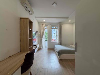 CĂN HỘ TÁCH BẾP 1PN - Full nội thất - ban công! PET