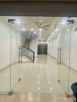 Cho thuê nhà mặt tiền giá rẻ — ảnh 1