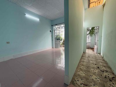 Nhà ĐƯỜNG 297 - Đỗ Xuân Hợp - DT 90m2 ( 4 x 23M ) 2 PN — ảnh 1