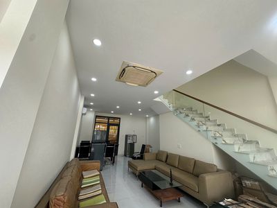 Cho thuê Nhà Phố Elite Life, 12 triệu, 3PN, 3WC, 2 tầng, Long Hậu — ảnh 1