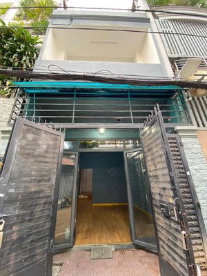 Cho thuê nhà nc hẻm 1/ thoại ngọc hầu q.tp 4x16 trệt 2 lầu — ảnh 1