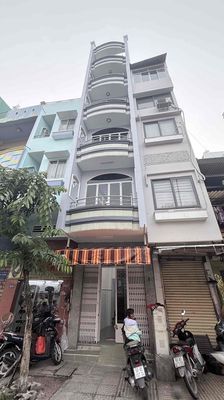 Nhà đẹp mặt tiền đường Khánh Hội cho thúe — ảnh 1