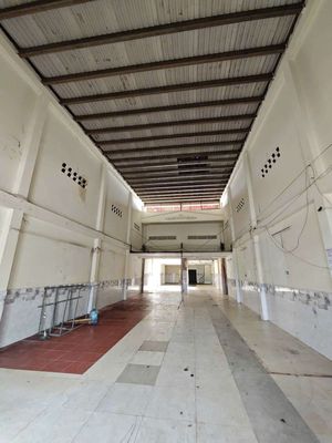 Cho thuê kho xưởng 8x45m, lửng, trần cao, điện ty, tải 8tấn, giá 23tr — ảnh 1