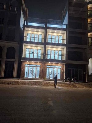 Cho thuê nhà rộng 320m² – kênh tham lương, gần cầu bến phân — ảnh 1