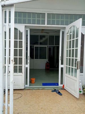 Cho Thuê Nhà Mặt Tiền hẻm Thông đối diện Trường Nguyễn du — ảnh 1