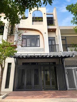 Cho thuê nhà 100m2 khu hòa minh hòa khánh 3 tầng full nội thất — ảnh 1
