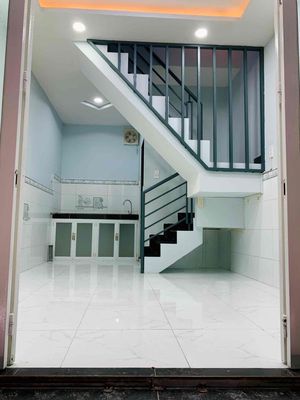 Tôi bán nhà 34 m2, 1 trệt. 1 lầu, 2 PN, tuyêt đẹp, Quận 7 — ảnh 1