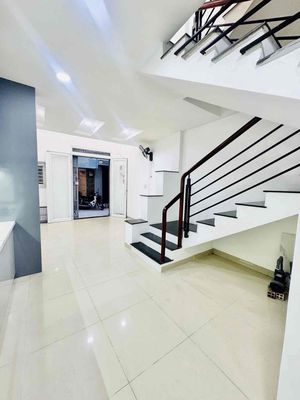 Quận 1, nhà đẹp hẻm 4m, gần mt hoàng sa 5 tầng 32m2 chỉ 9,45tỷ — ảnh 1