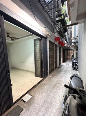 Bán Nhà Mai Động 20m² × 4 Tầng –2.6 Tỷ- 2PN – Ngõ Nông – Ko Quy Hoạch — ảnh 1