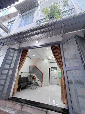 Bán nhà Thạnh lộc Quận 12 2 phòng ngủ Đất thổ cư — ảnh 1