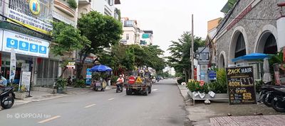 Cho thuê nhà 3 tầng hoàng hoa thám, p. 6, bình thạnh — ảnh 1