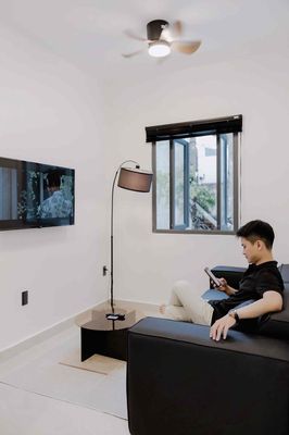 Căn Hộ 2 Phòng Ngủ Gần Chợ Bến Thành Phố Đi Bộ Quận 1 Giáp Quận 5,3,8 — ảnh 1