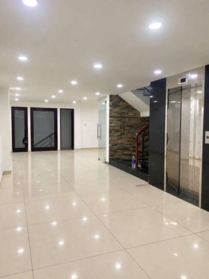 Ga t2 sân bay – tòa nhà 6x20m – hơn 500m² – thang máy – hxh – 55tr/th — ảnh 1