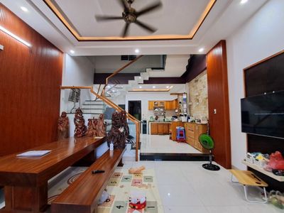 Sát tôn đức thắng – nhà 2 tầng – ô tô – 68,2m² – 3,98 tỷ — ảnh 1
