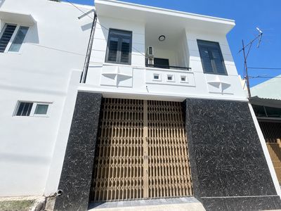 Nhà ở kinh doanh mới xây hẻm oto ngay trung tâm giá 12 triệu/ tháng — ảnh 1