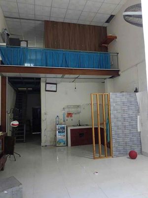 Nhà kiệt Phạm Cự Lượng, nhà c4 gác lửng, 3 phòng ngủ — ảnh 1