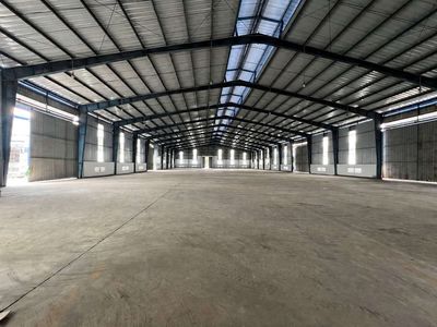 Xưởng 2100m² giá 210tr Bình Chánh TP HCM — ảnh 1